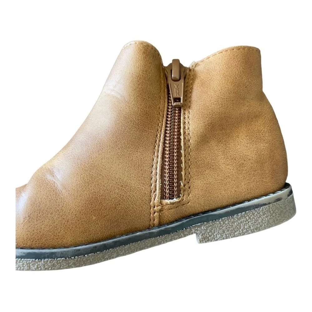 CHILDRENS PLACE-GIRLS BOOTS-SIZE 8